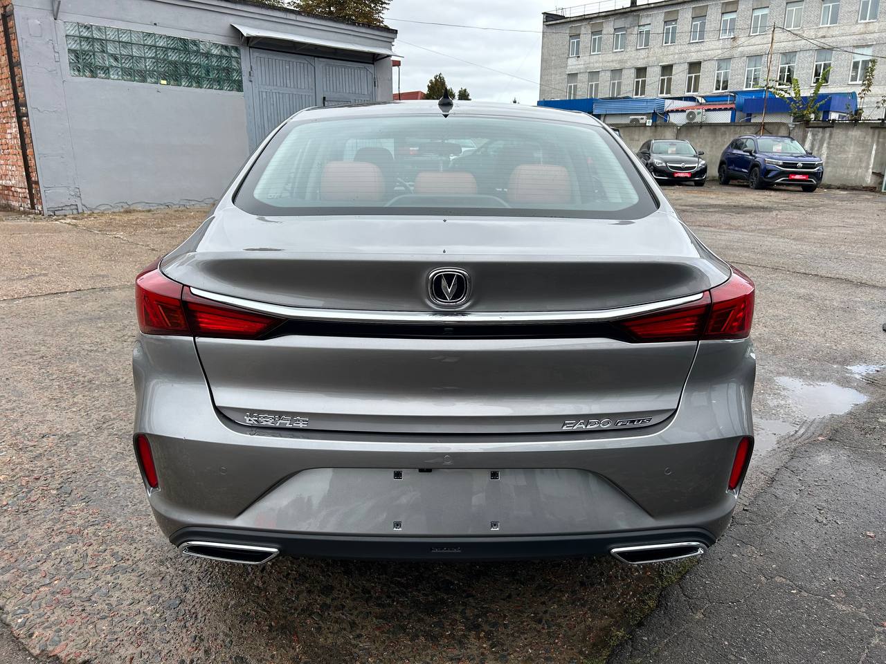Фото автомобиля 5