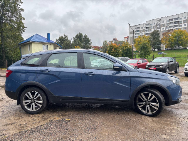 Фото автомобиля 3