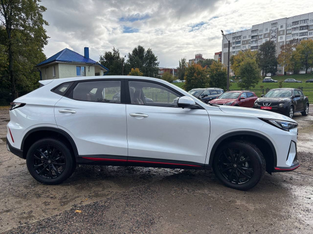 Фото автомобиля 3