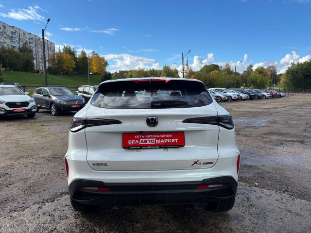 Фото автомобиля 5