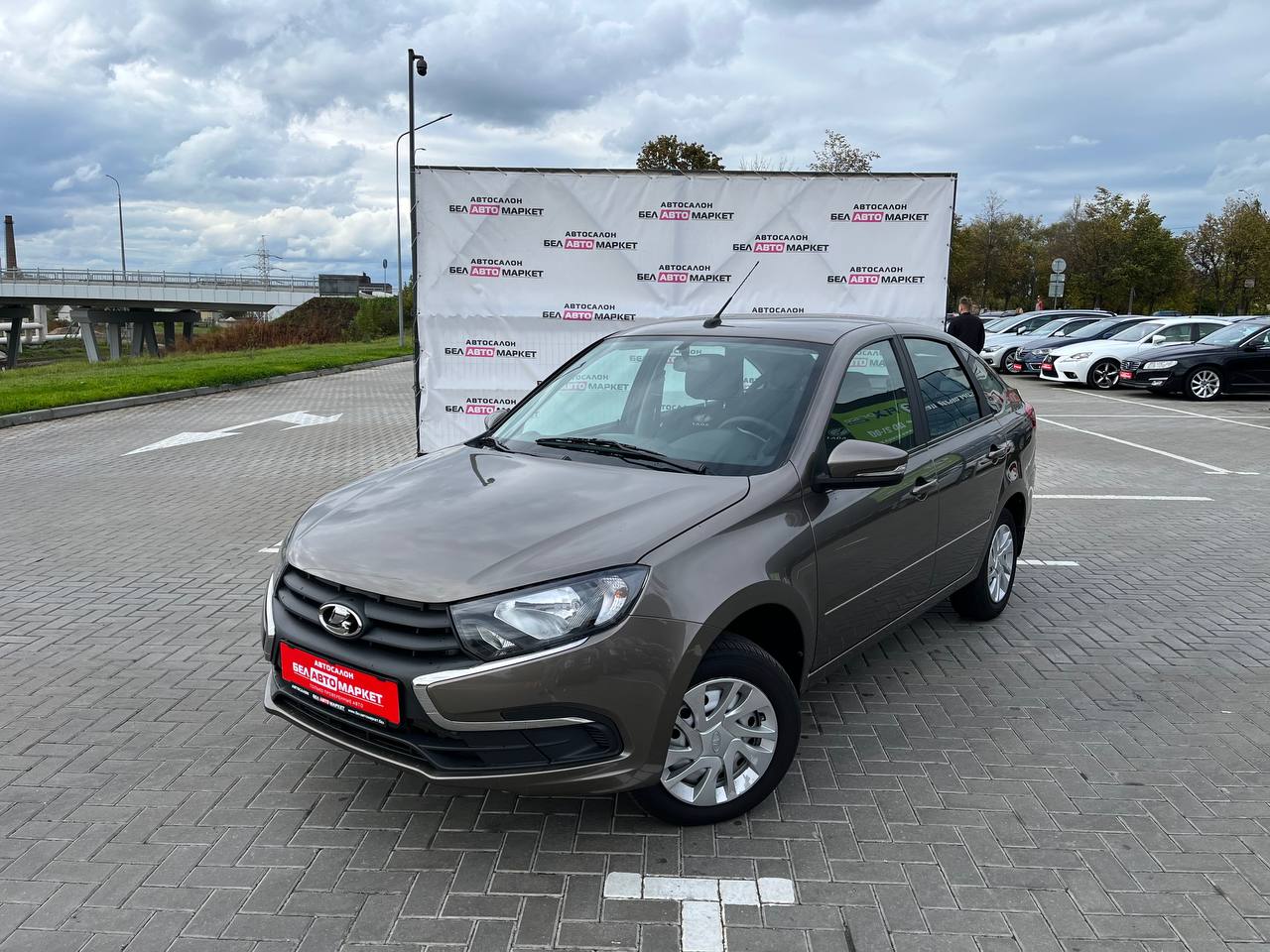 авто с пробегом lada (ВАЗ) granta 2024