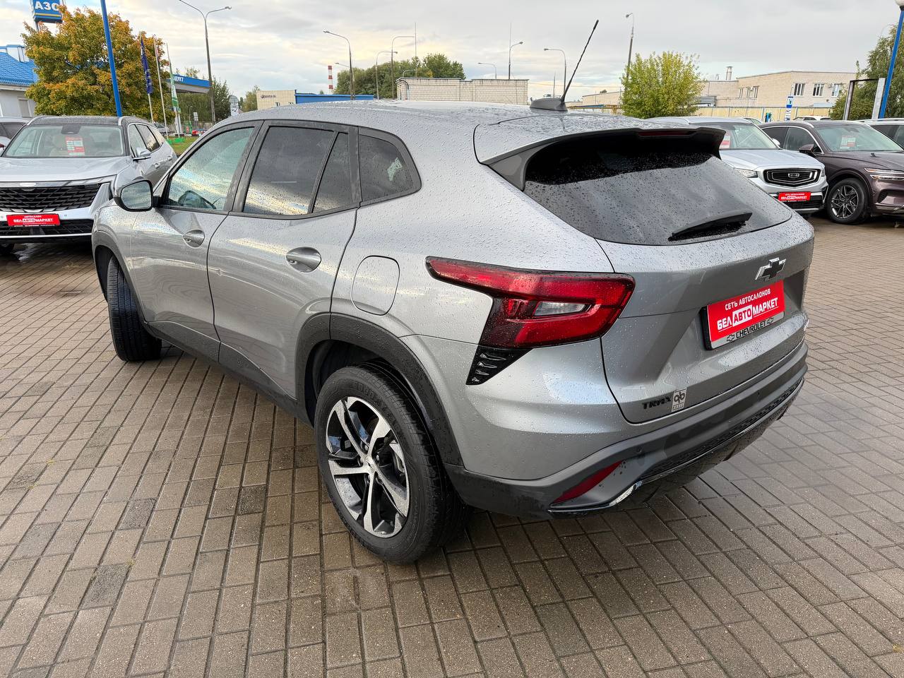 Фото автомобиля 6