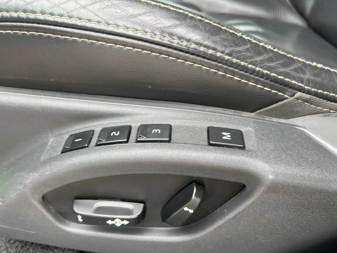Фото автомобиля 10