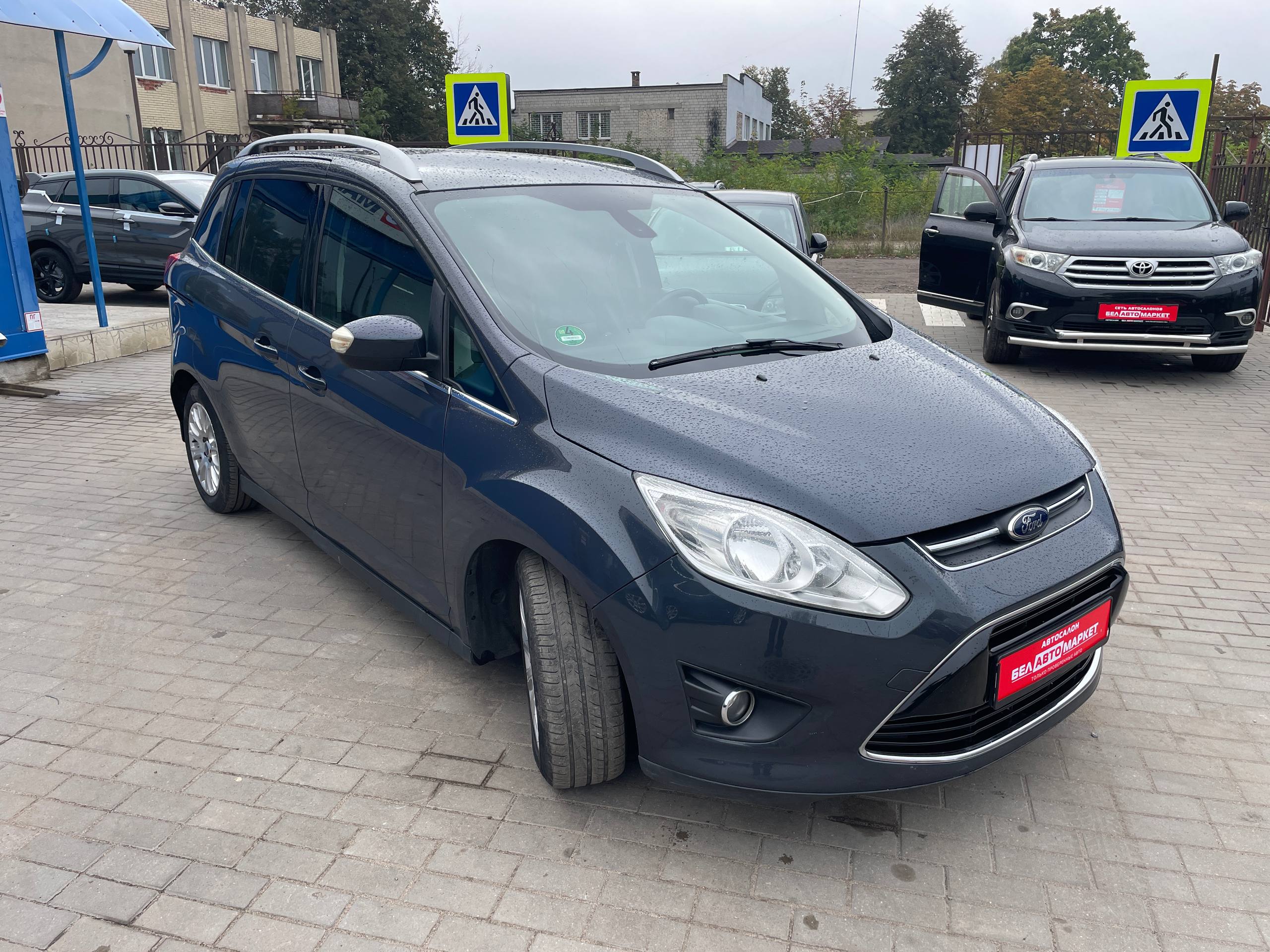 Фото автомобиля 3