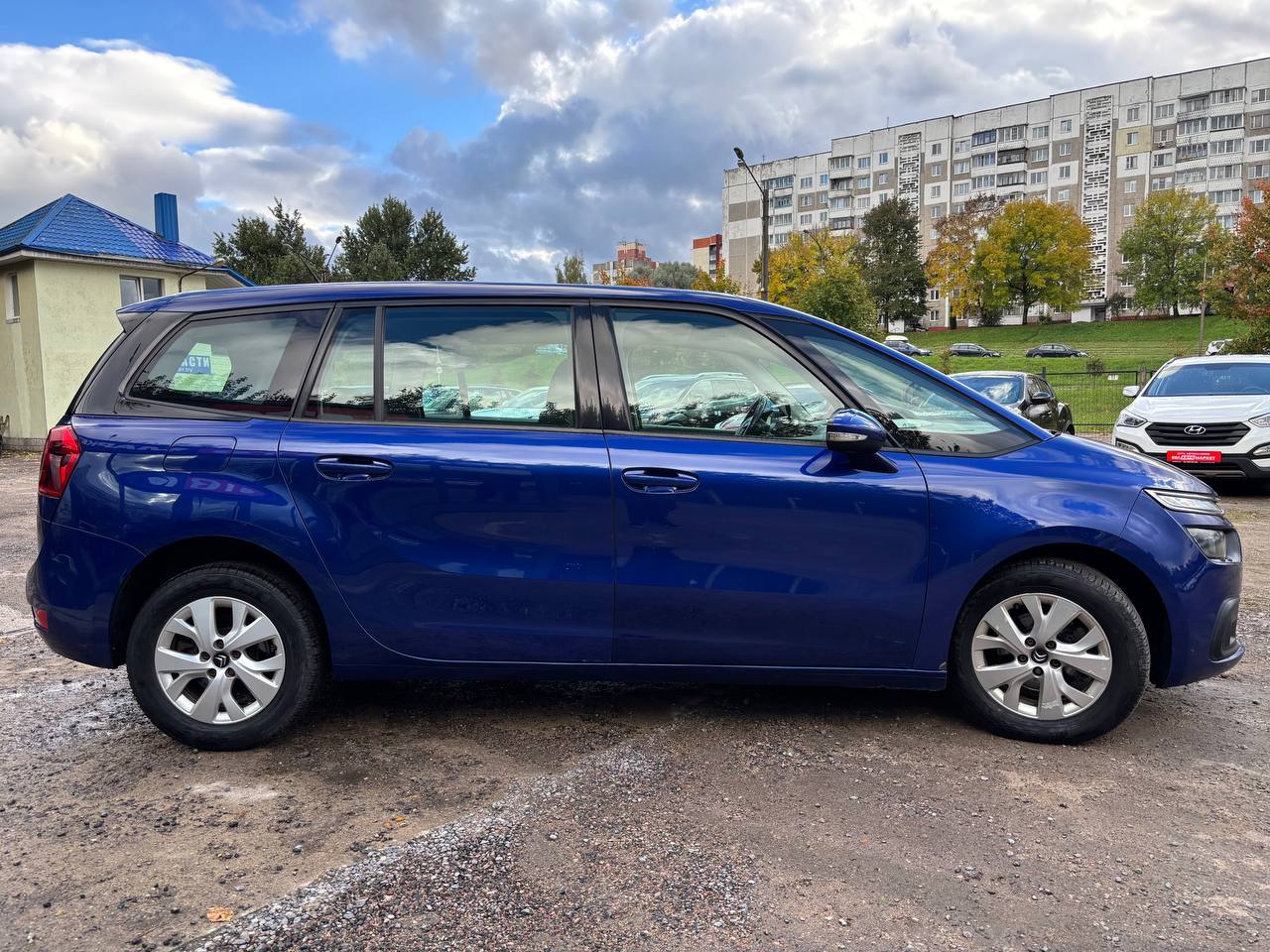 Фото автомобиля 3