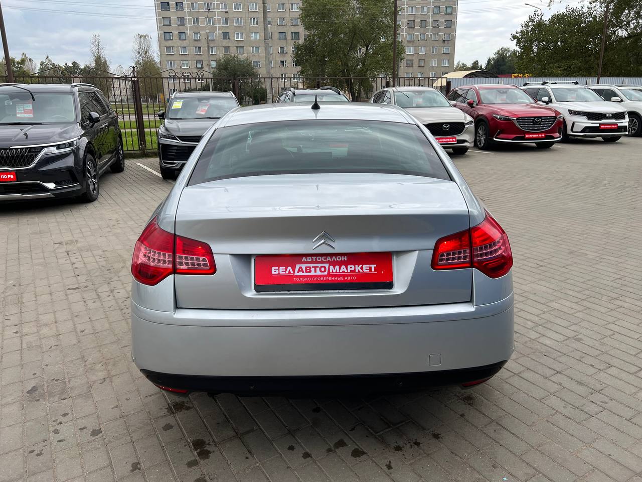 Фото автомобиля 6