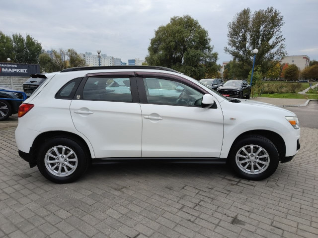 Фото автомобиля 3