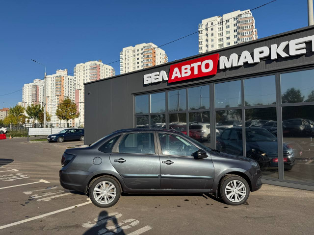 Фото автомобиля 3