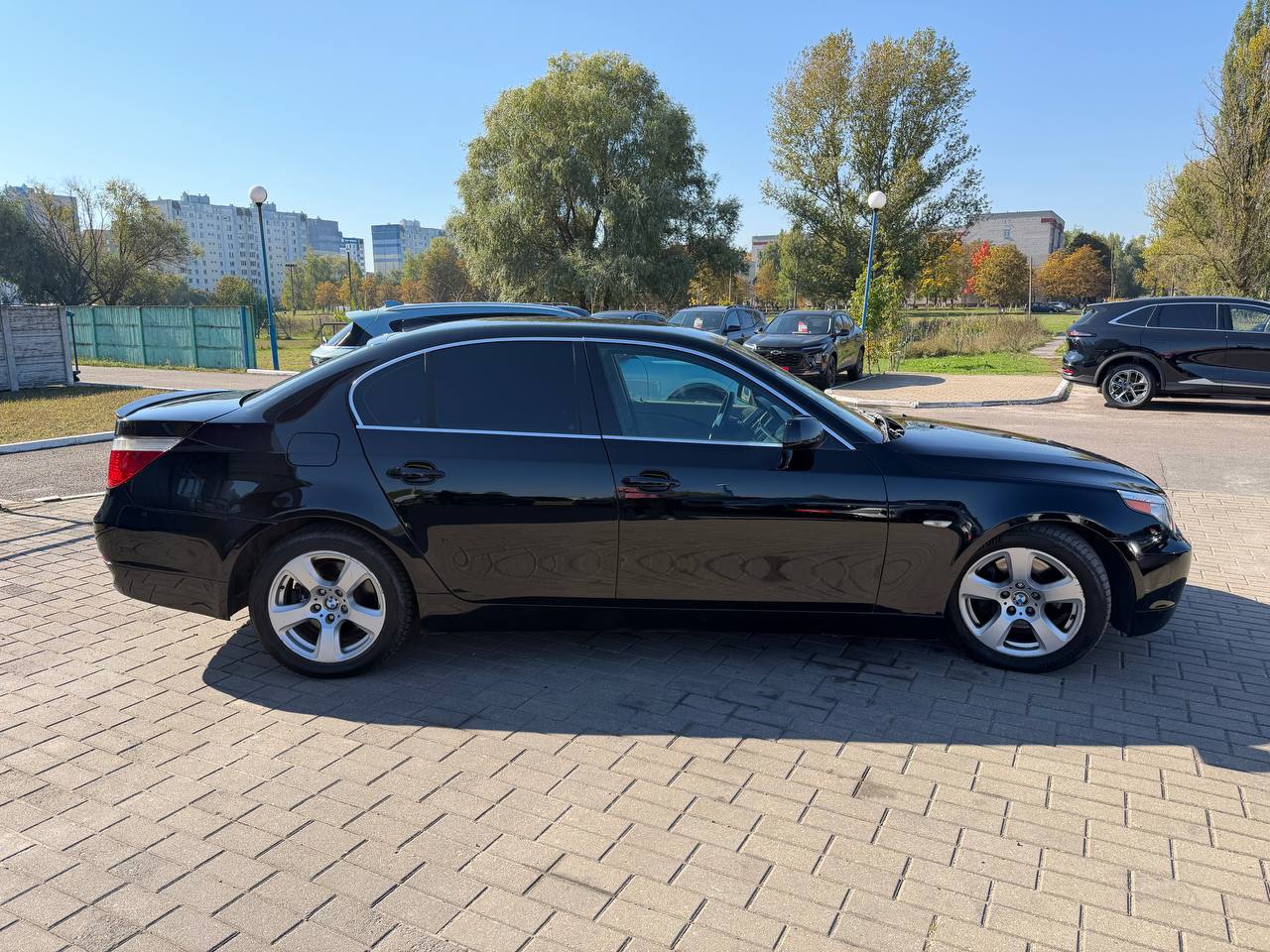 Фото автомобиля 3