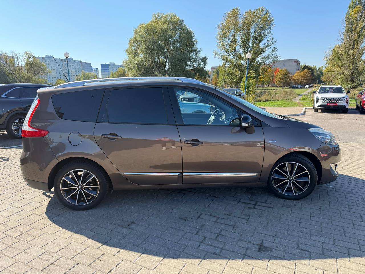 Фото автомобиля 3