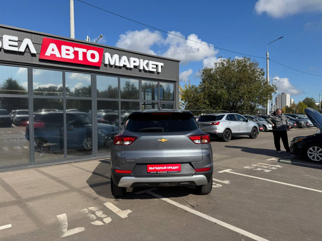 Фото автомобиля 5
