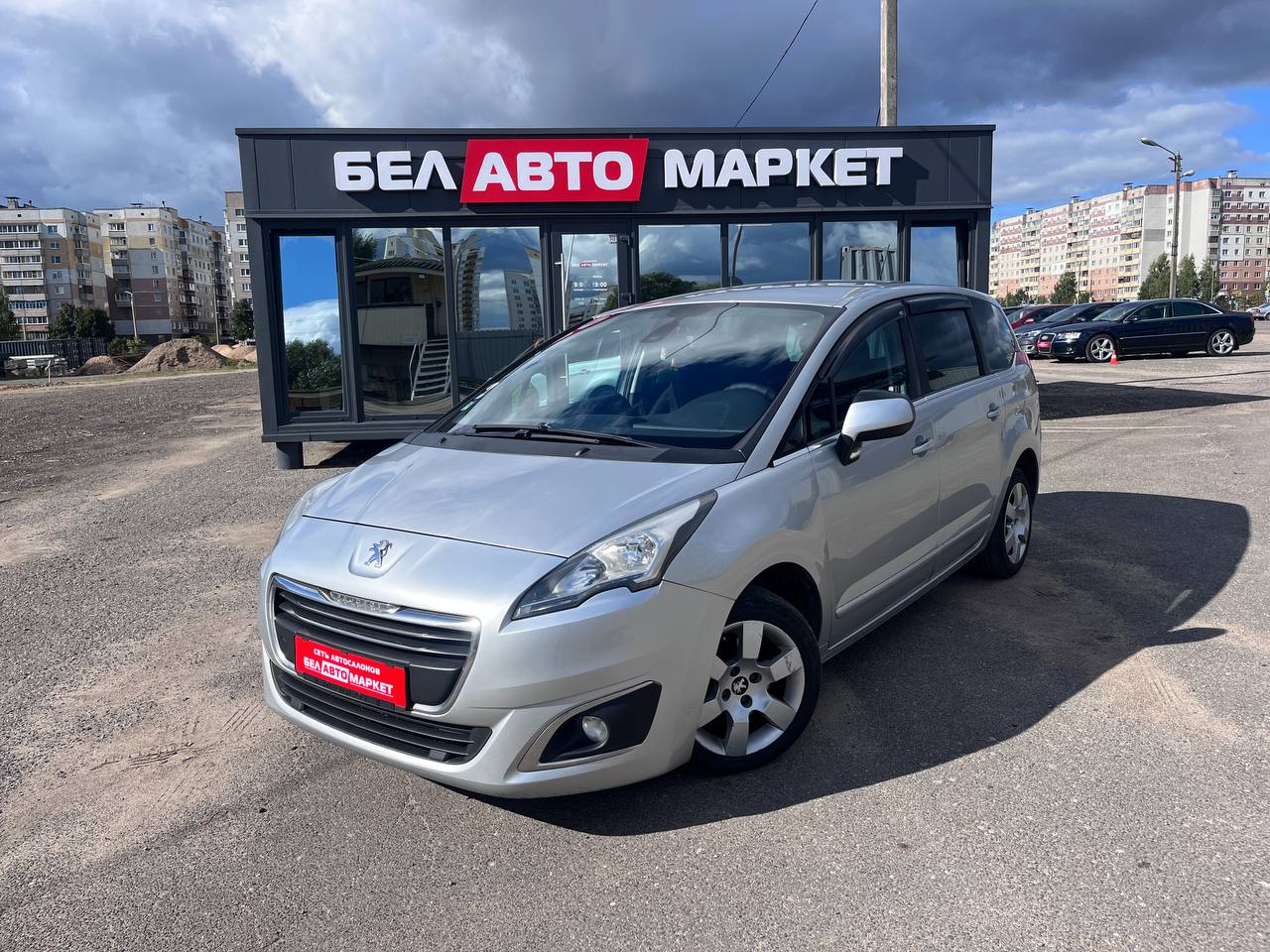 авто с пробегом peugeot 5008 2014