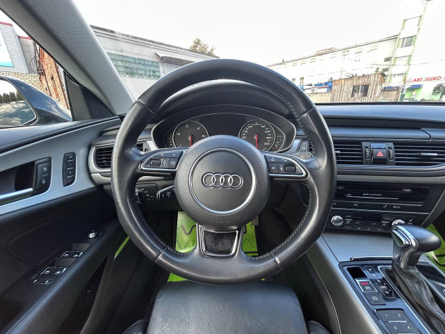 Фото автомобиля 12