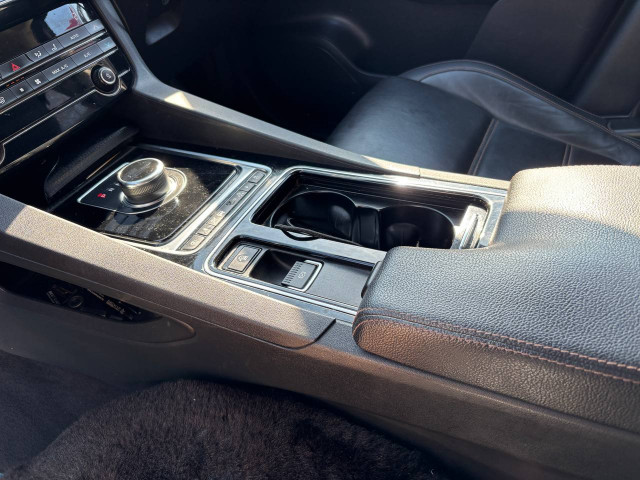 Фото автомобиля 12