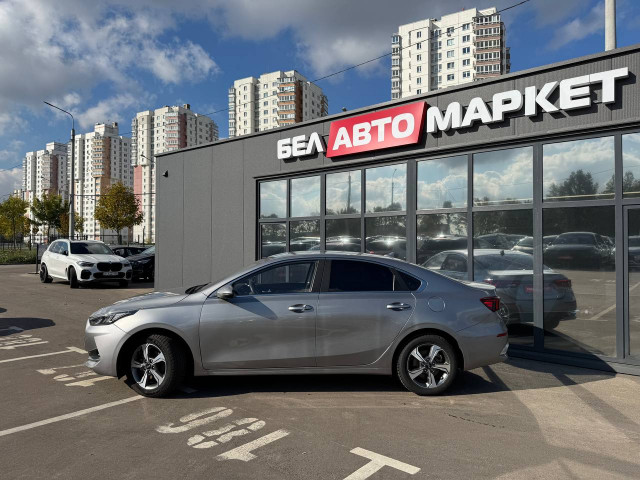 Фото автомобиля 7