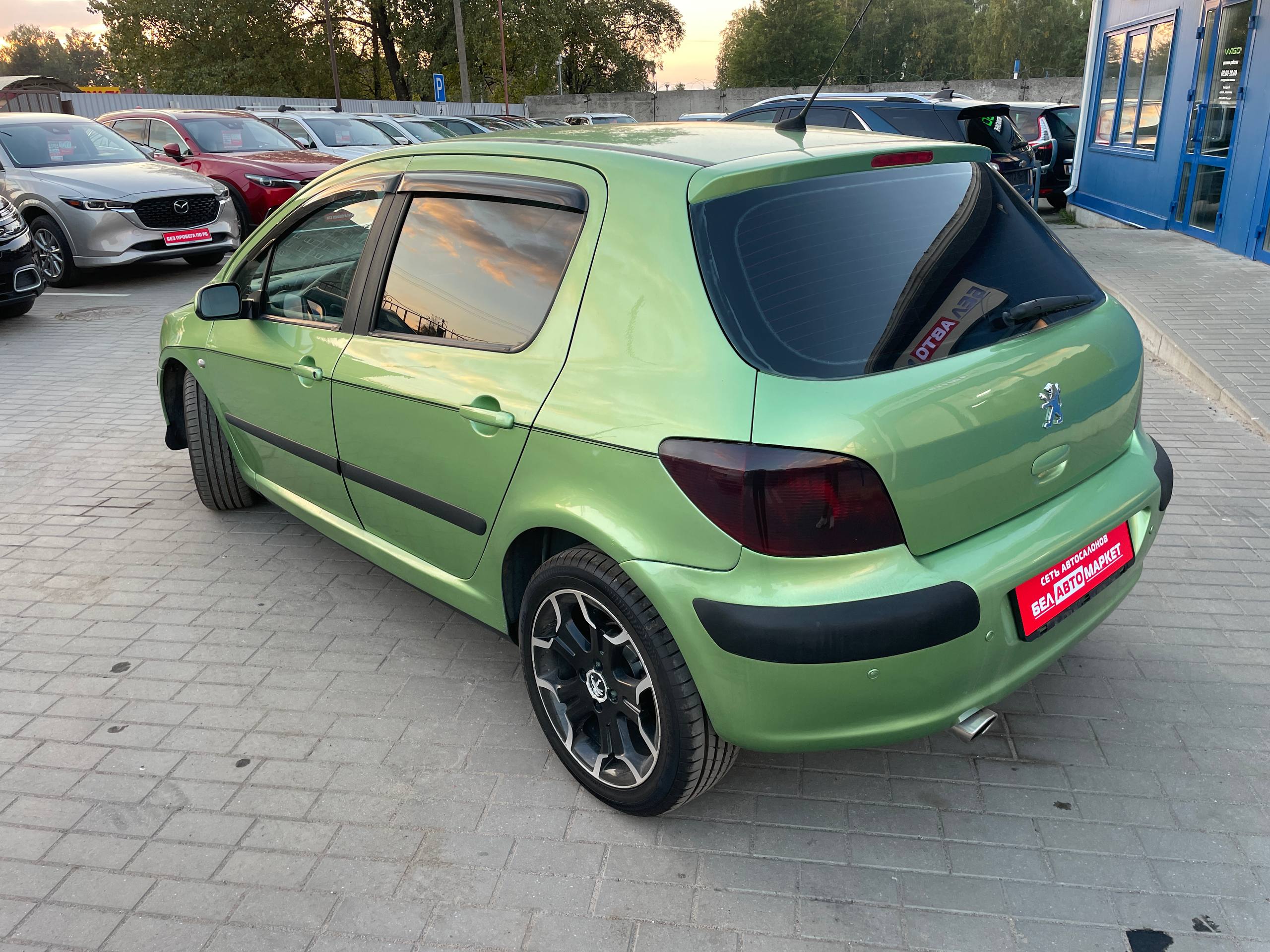 Фото автомобиля 6