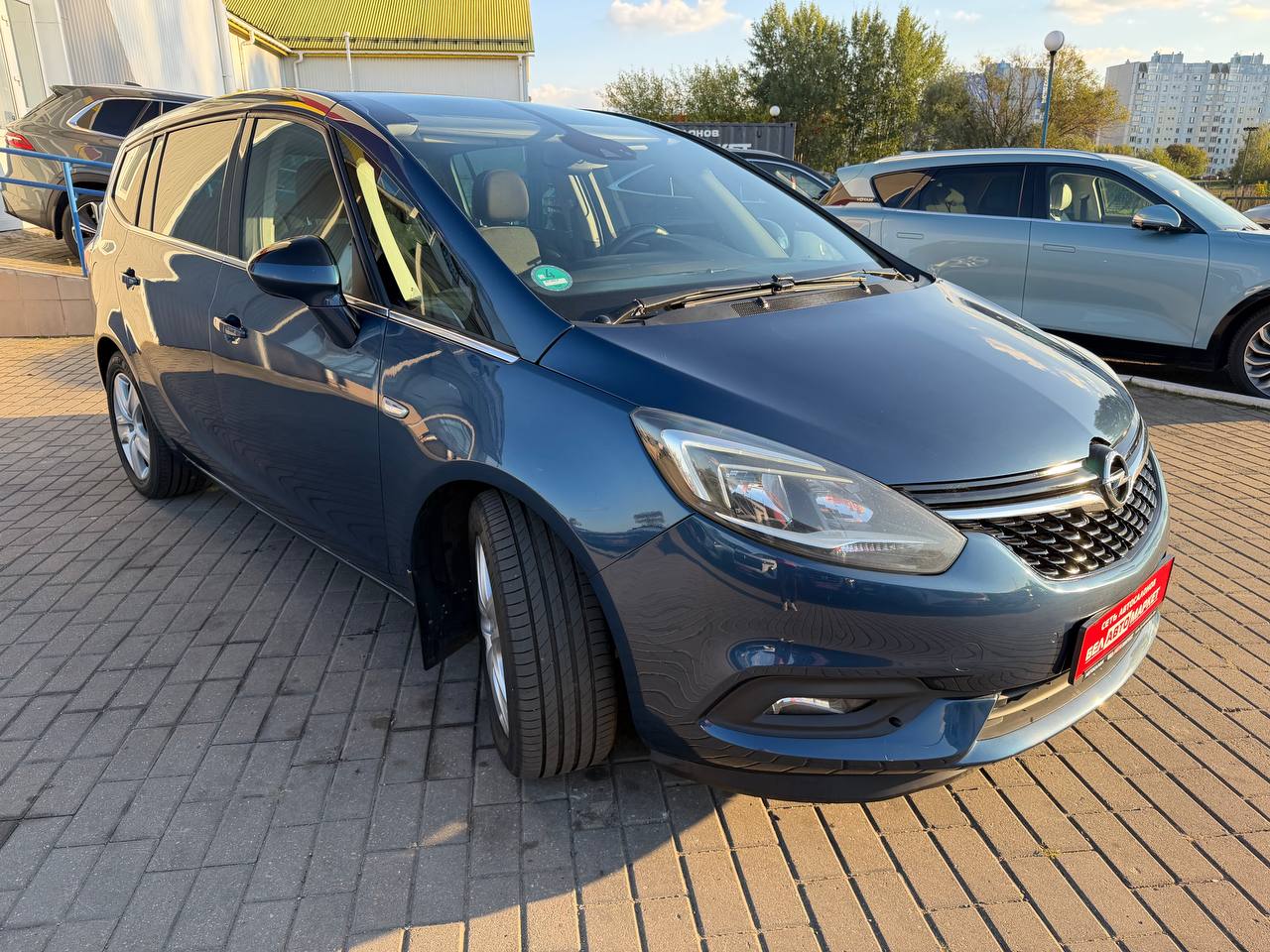 Фото автомобиля 2