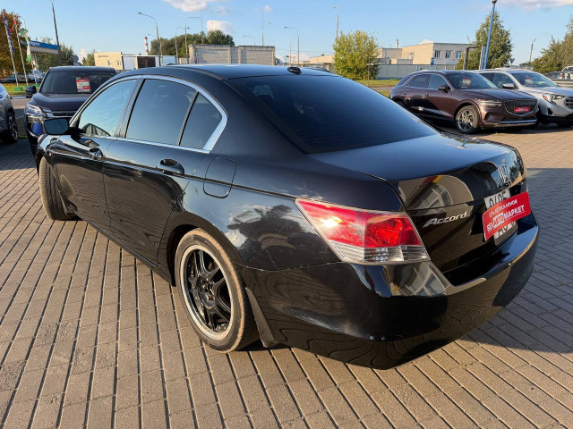 Фото автомобиля 6