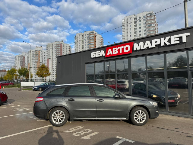 Фото автомобиля 3