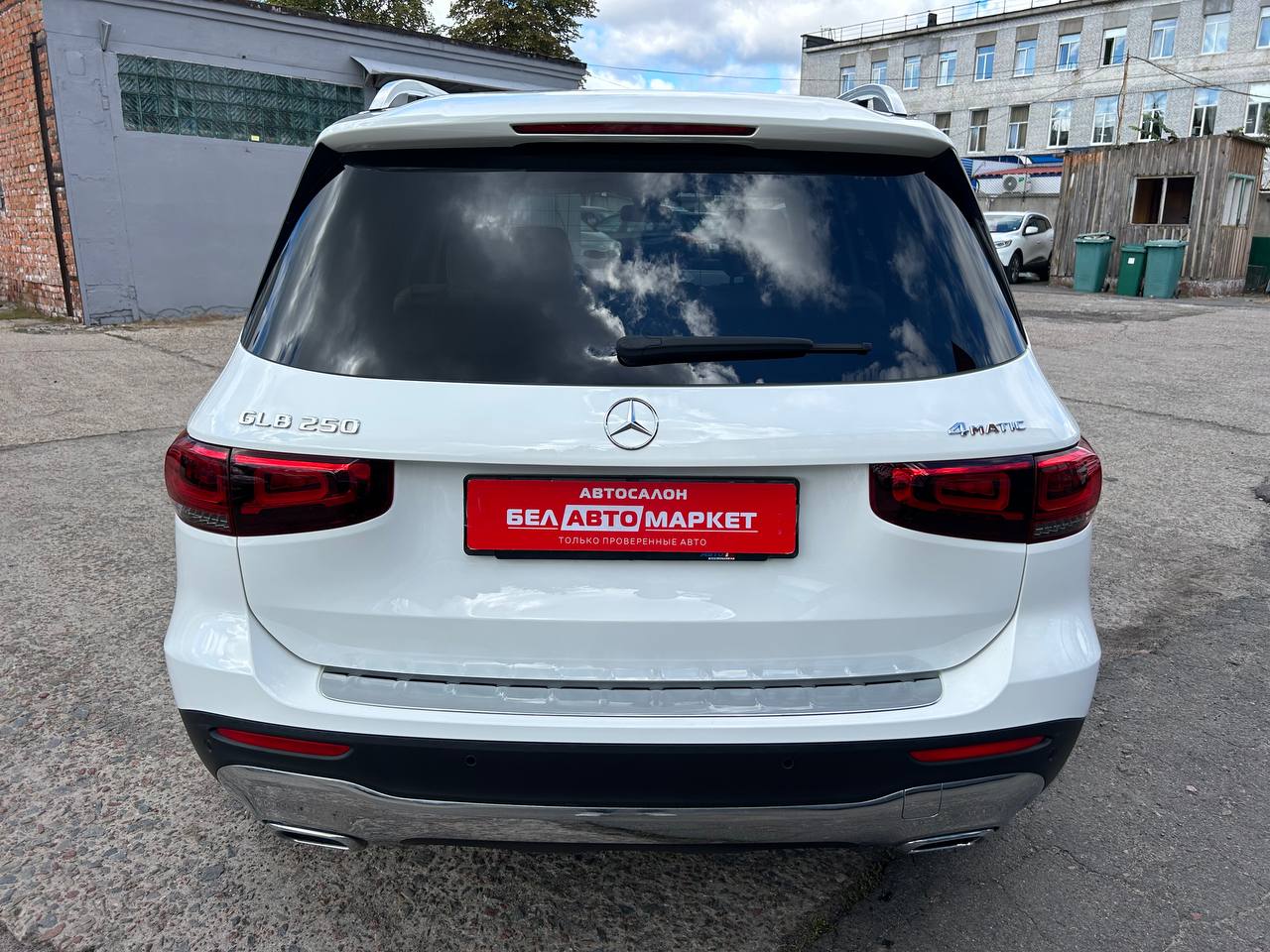 Фото автомобиля 5