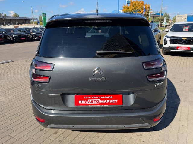 Фото автомобиля 5