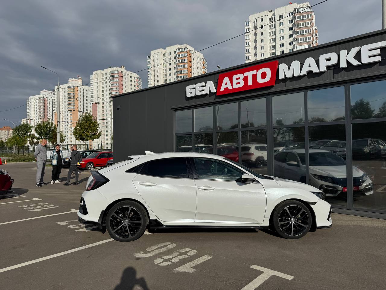Фото автомобиля 3
