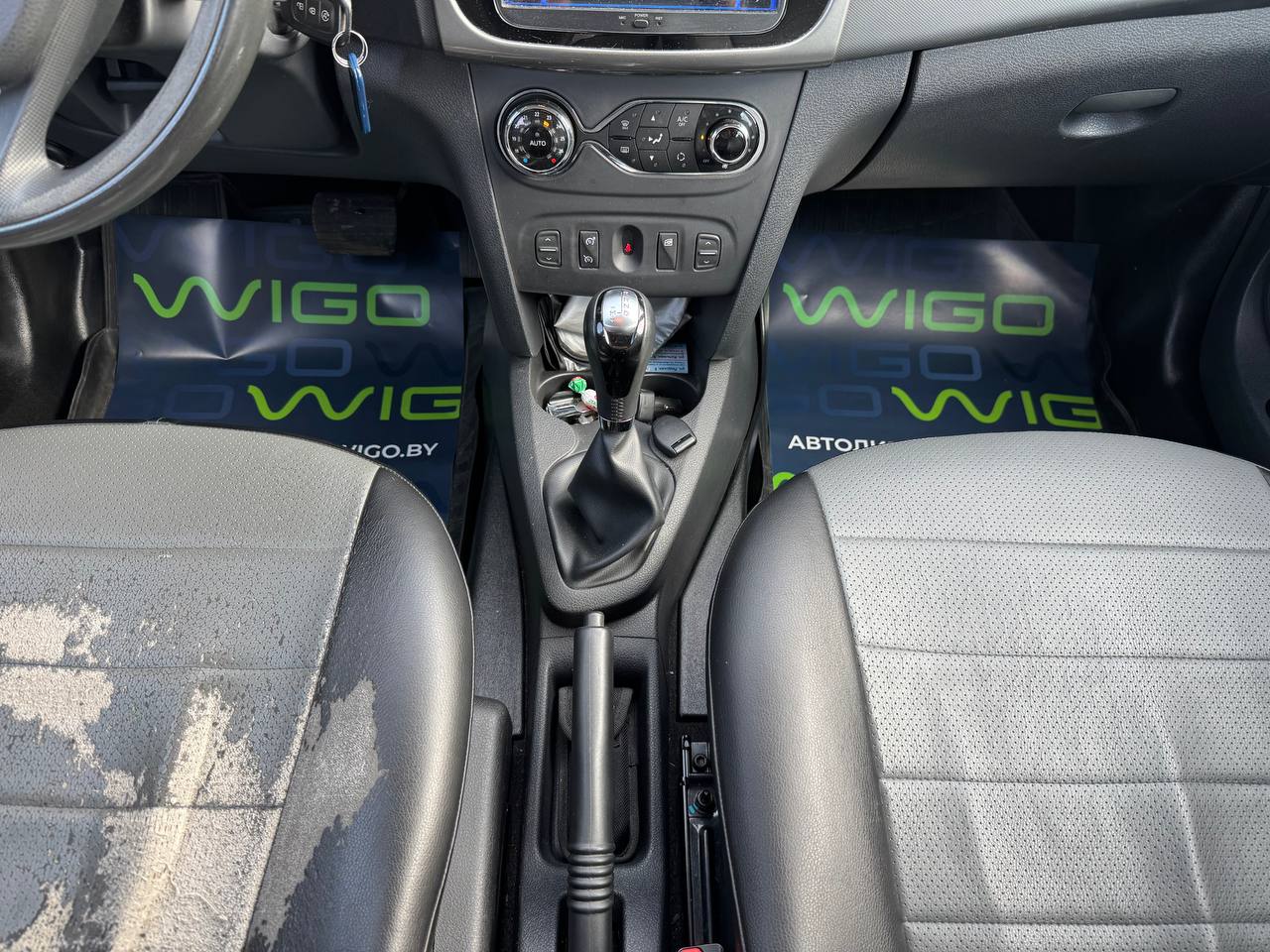 Фото автомобиля 12