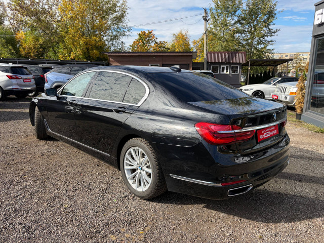 Фото автомобиля 6
