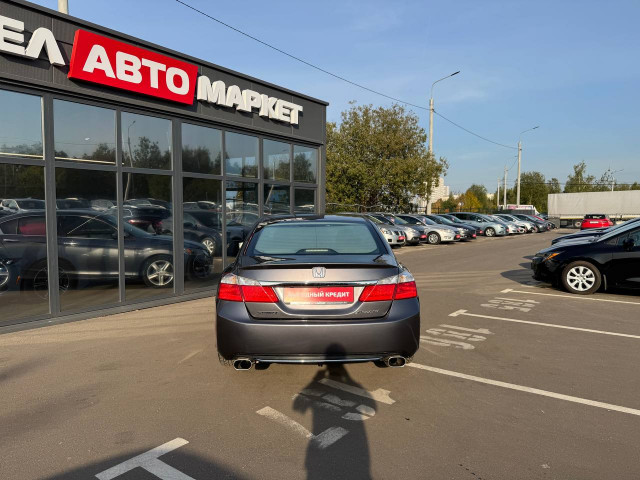 Фото автомобиля 5