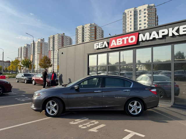 Фото автомобиля 7