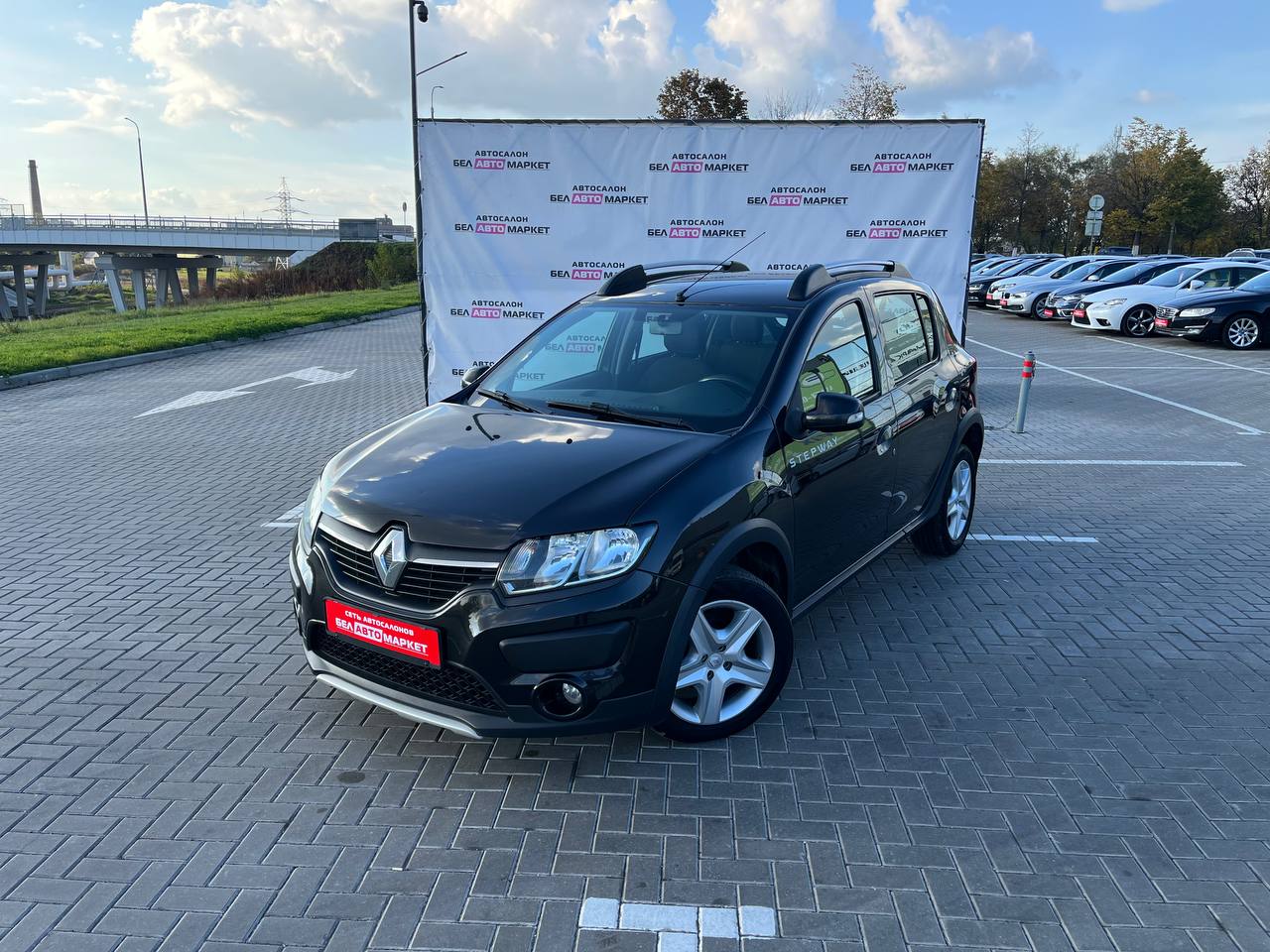 авто с пробегом renault sandero 2016