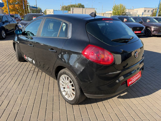 Фото автомобиля 6