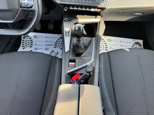 Фото автомобиля 12