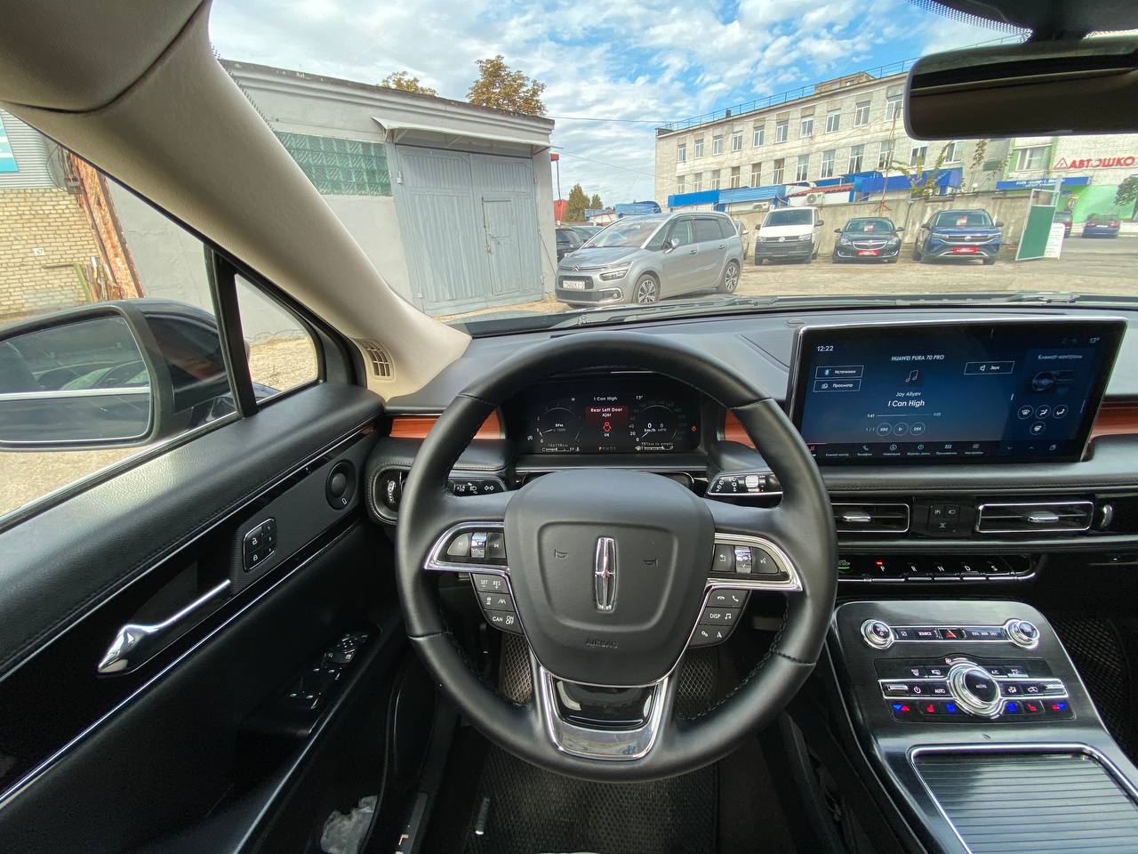Фото автомобиля 11