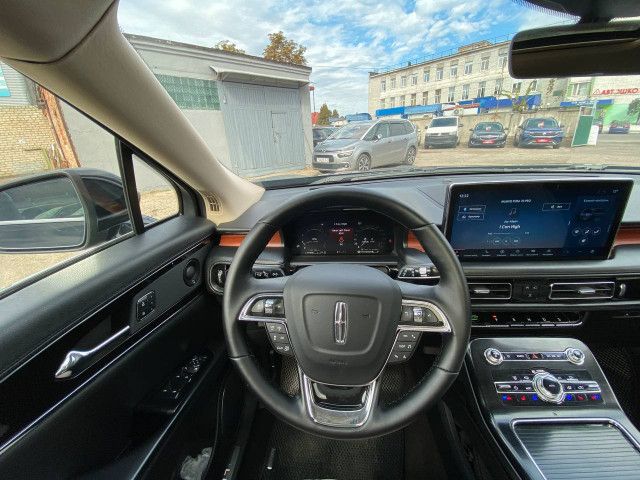 Фото автомобиля 11
