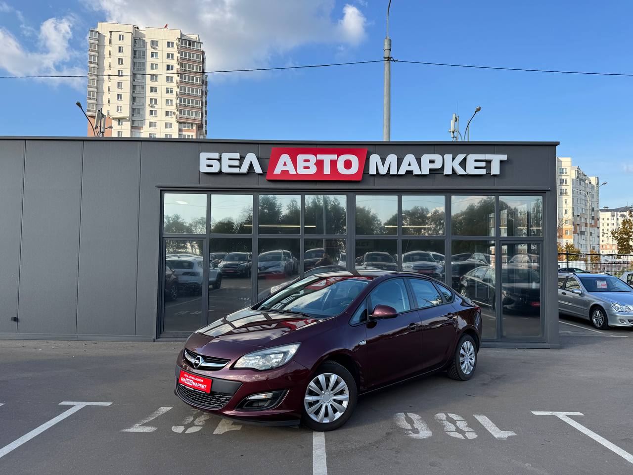 авто с пробегом opel astra 2018