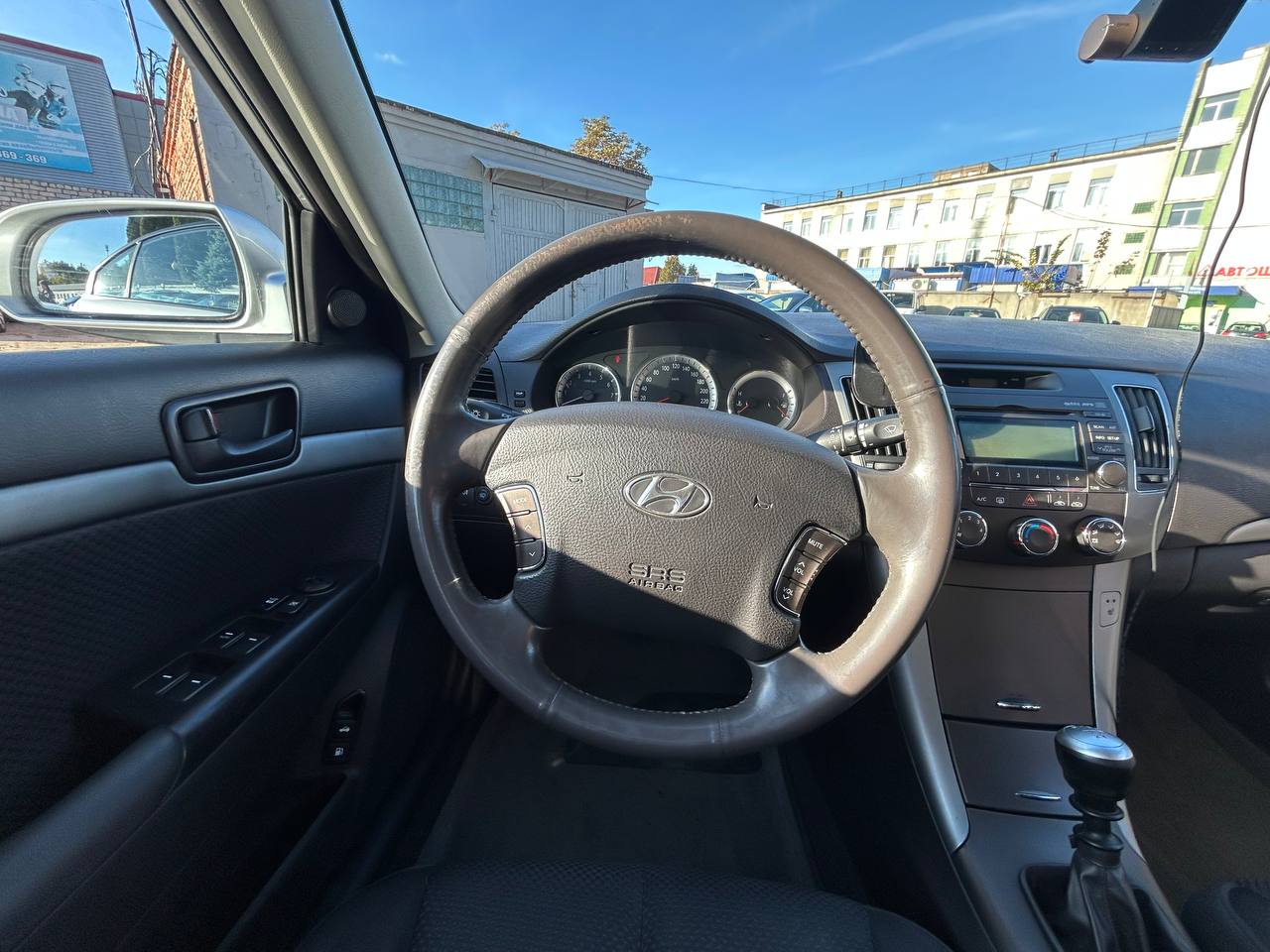 Фото автомобиля 12