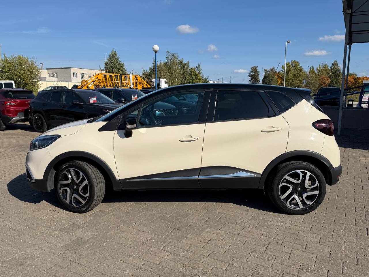 Фото автомобиля 7