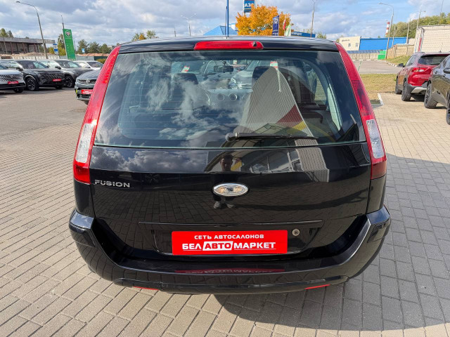 Фото автомобиля 5