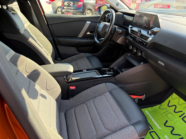 Фото автомобиля 18
