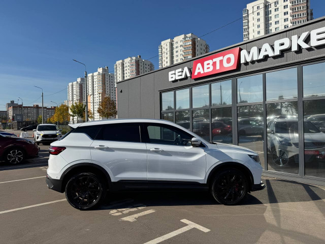 Фото автомобиля 3