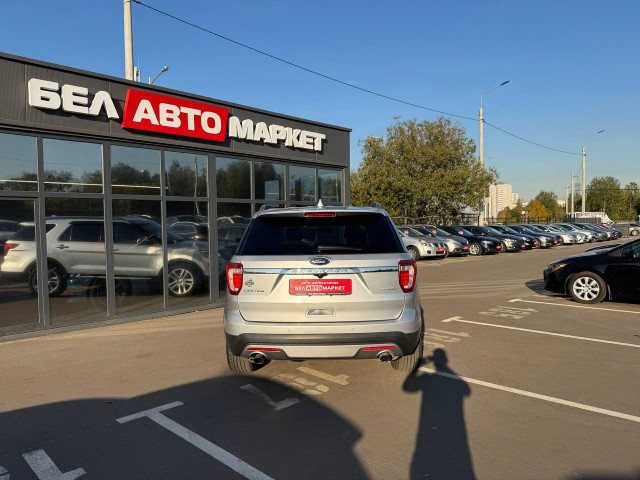 Фото автомобиля 5