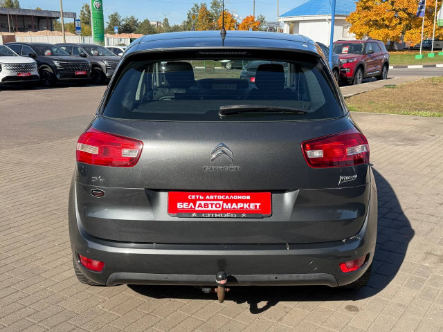 Фото автомобиля 5