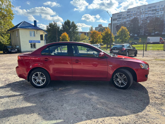 Фото автомобиля 2