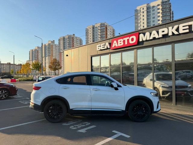 Фото автомобиля 3
