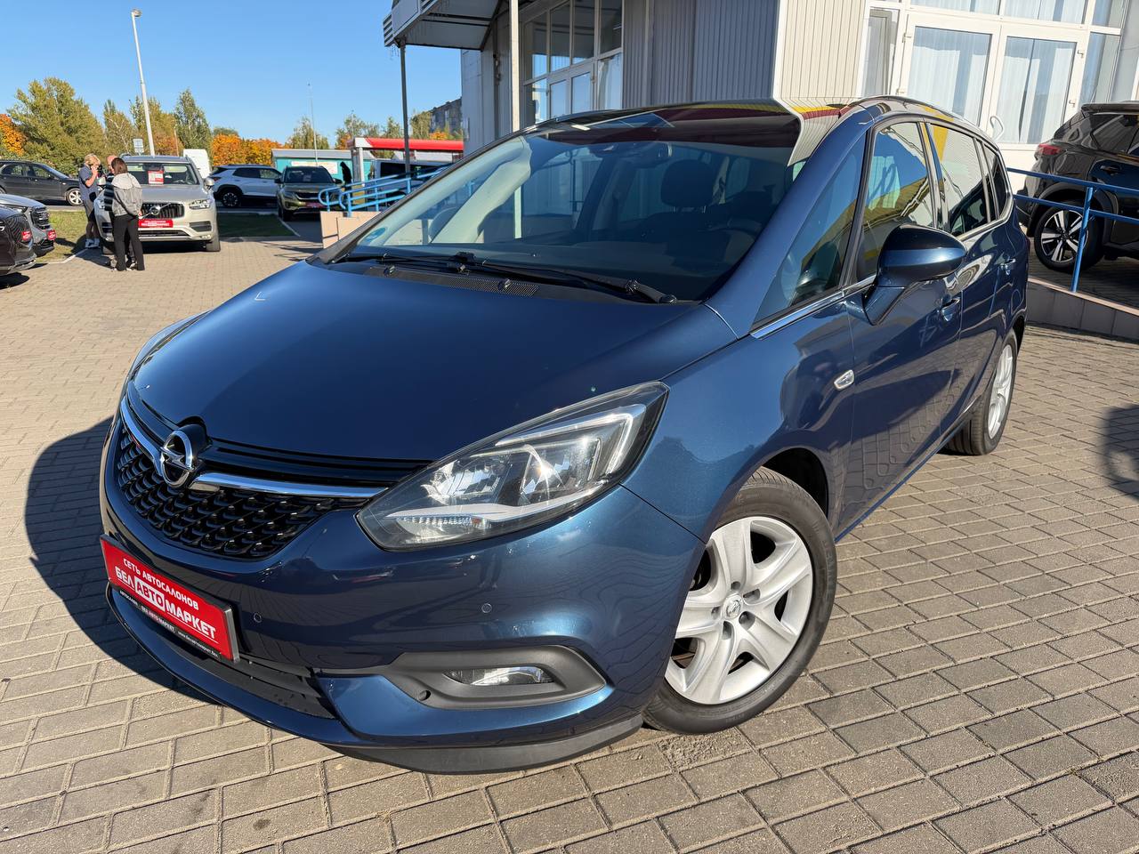 авто с пробегом opel zafira 2017