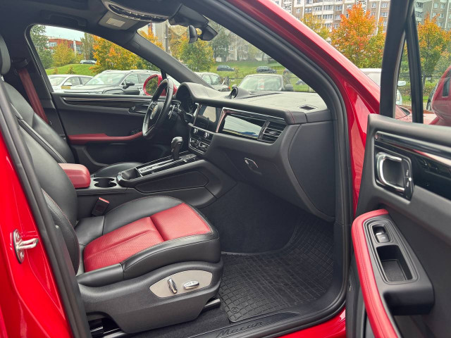 Фото автомобиля 19