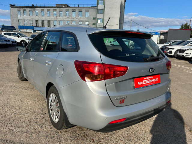 Фото автомобиля 6