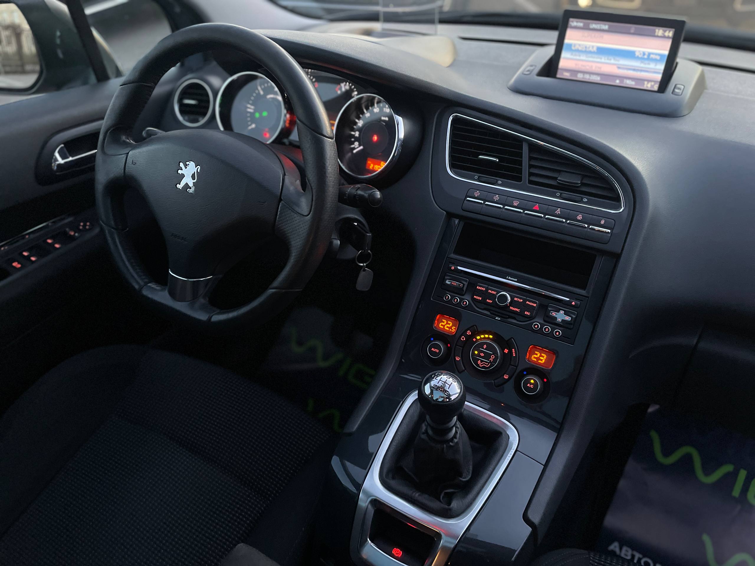 Фото автомобиля 16