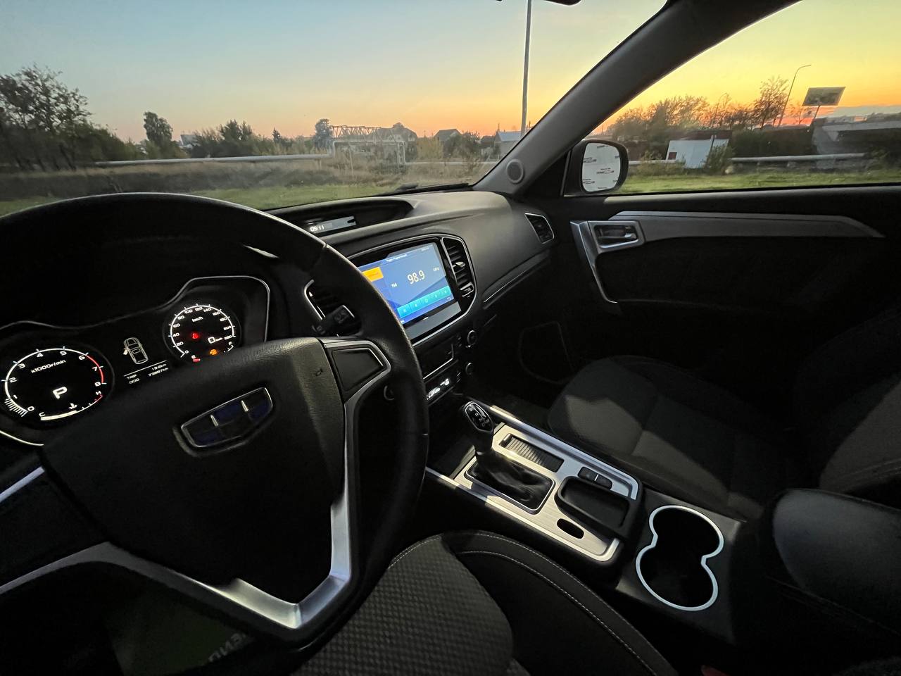 Фото автомобиля 12